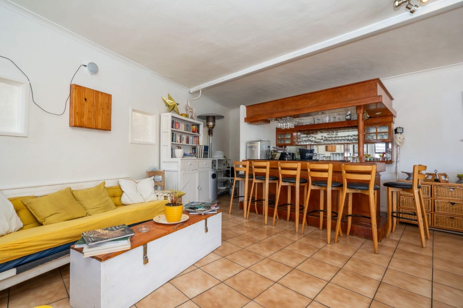 8 Bedroom Property for Sale in Country Club Western Cape